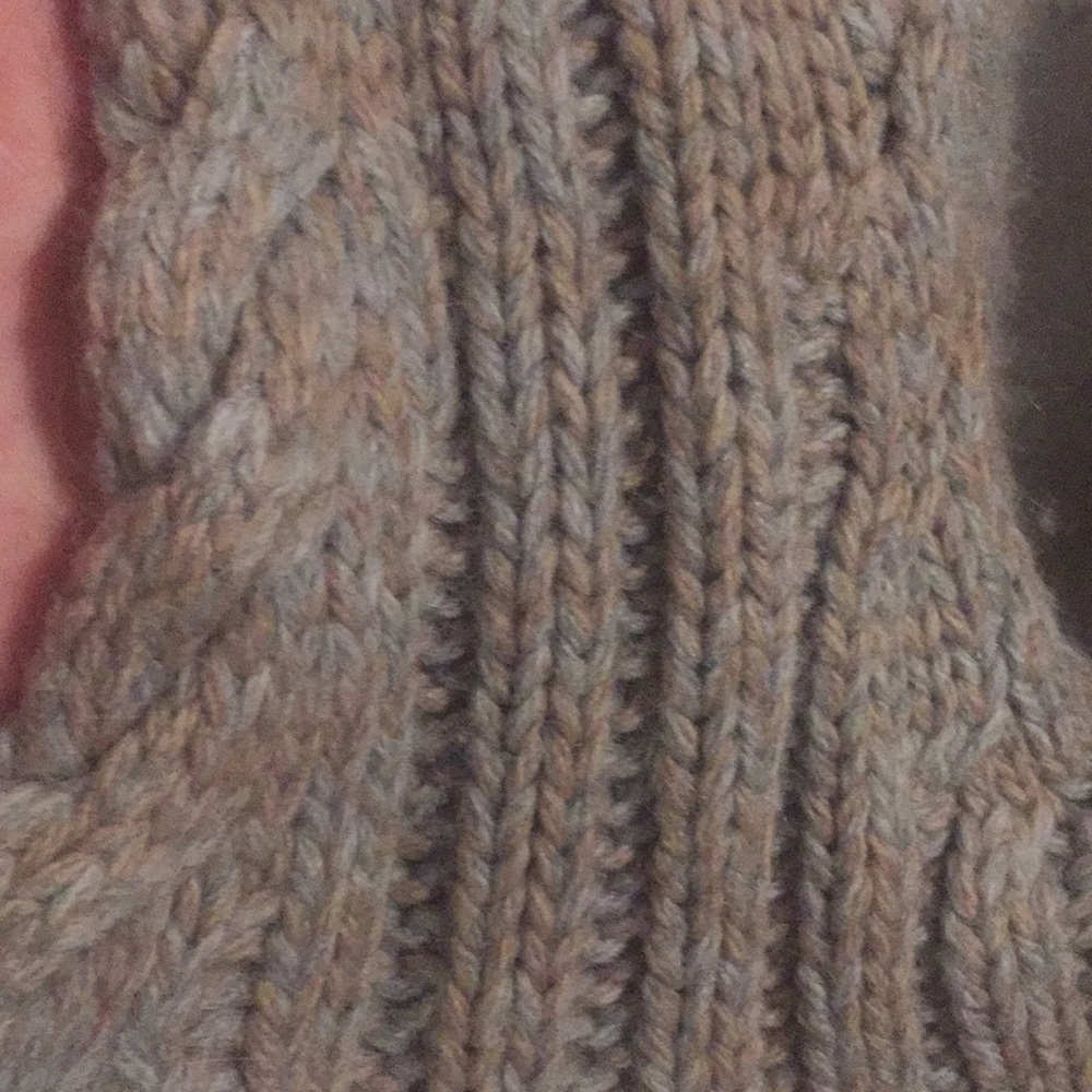 Sweater - Picture 5 of 5
